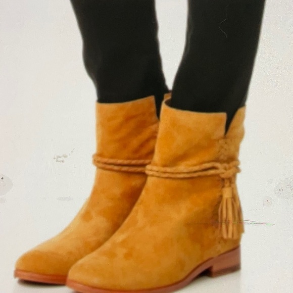 FRYE NIB Tina Whipstitch Tassel boot sz 8. A fall MUST have! - Picture 1 of 11